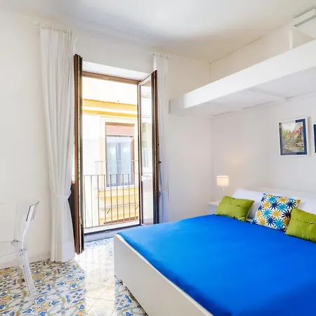 Seasuntour - Lo Scrigno Apartment *