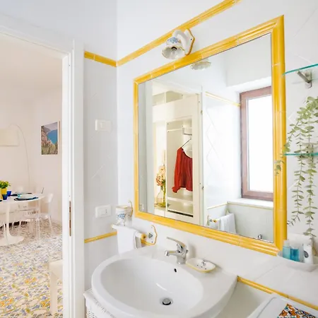 Apartment Seasuntour - Lo Scrigno Sorrento